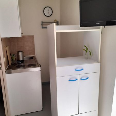 Super Appartement Centre Ville Дин Ле Бен Екстериор снимка